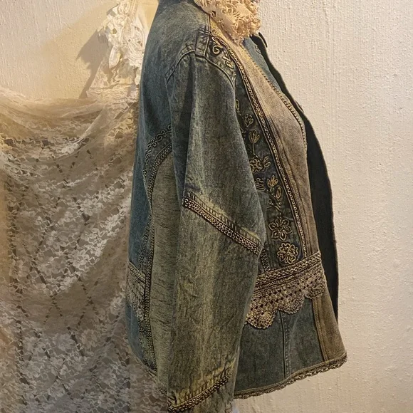 Vintage Embroidered & Lace Denim Jacket - Picture 6 of 12